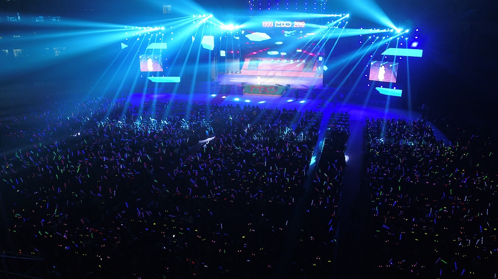 明德學院隆重舉行建院20周年紀念大會和文藝晚會