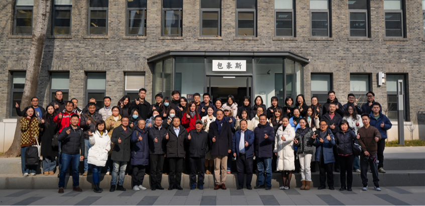 陜文投原董事長王勇等領(lǐng)導(dǎo)嘉賓一行考察西安明德理工學(xué)院，并出席瀛湖采風(fēng)總結(jié)會