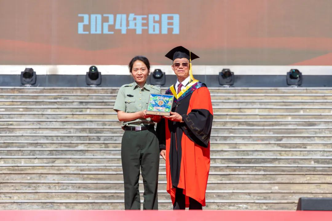 攜青春之志 赴星辰大?！靼裁鞯吕砉W(xué)院舉行畢業(yè)季系列活動(dòng)