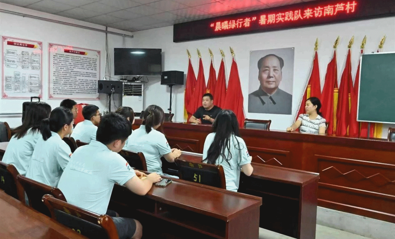 百名學(xué)子訪百企 百名學(xué)子訪百村 西安明德理工學(xué)院開展“四百工程”專項(xiàng)活動(dòng)(下) 百名學(xué)子訪百企 百名學(xué)子訪百村 西安明德理工學(xué)院開展“四百工程”專項(xiàng)活動(dòng)(下)