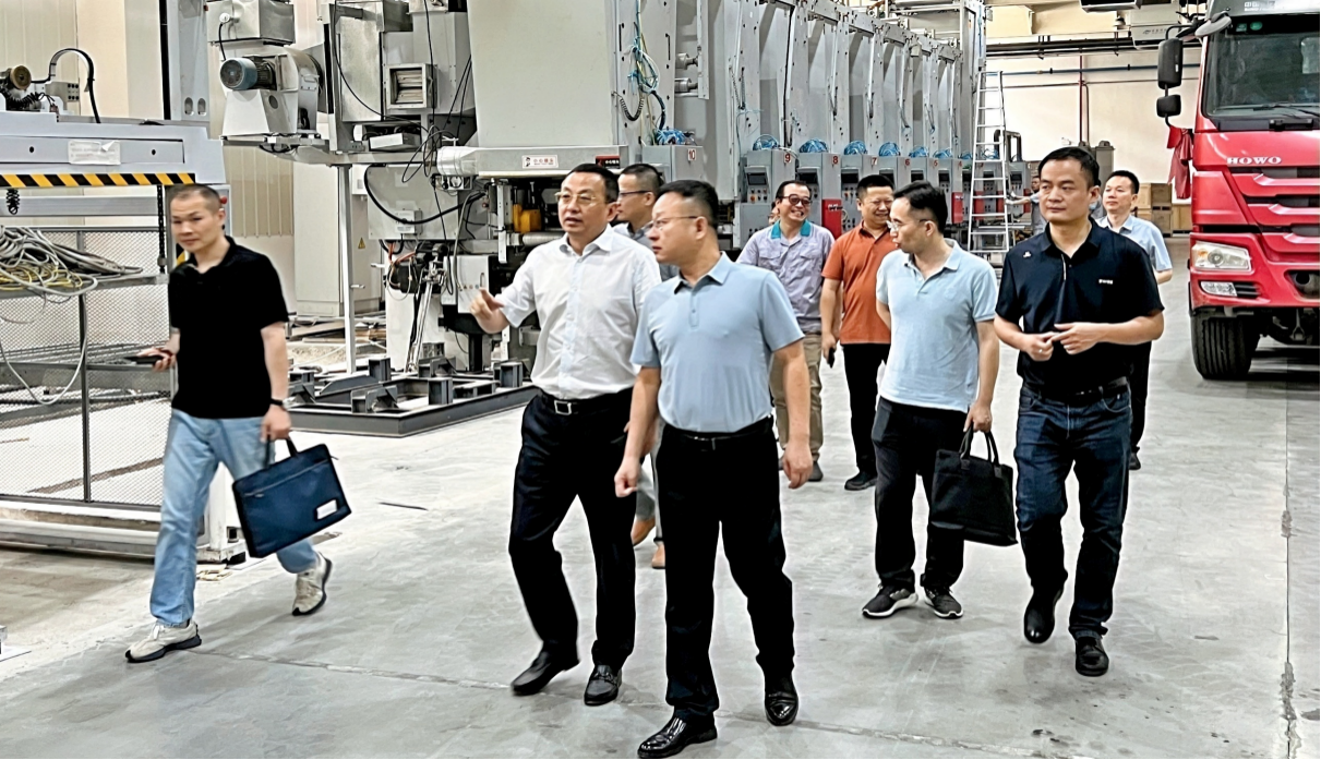 新廠新貌新氣象 共赴發(fā)展新篇章 瑞豐科技集團(tuán)陜西煙印公司完成鄠邑新廠區(qū)搬遷工作 新廠新貌新氣象 共赴發(fā)展新篇章 瑞豐科技集團(tuán)陜西煙印公司完成鄠邑新廠區(qū)搬遷工作