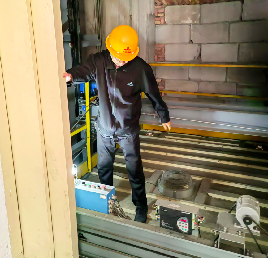 多項(xiàng)措施有效并舉 用實(shí)際行動(dòng)切實(shí)筑牢企業(yè)安全生產(chǎn)防線 金葉科教集團(tuán)深入開(kāi)展2024年安全管理專項(xiàng)行動(dòng)之煙配產(chǎn)業(yè)篇