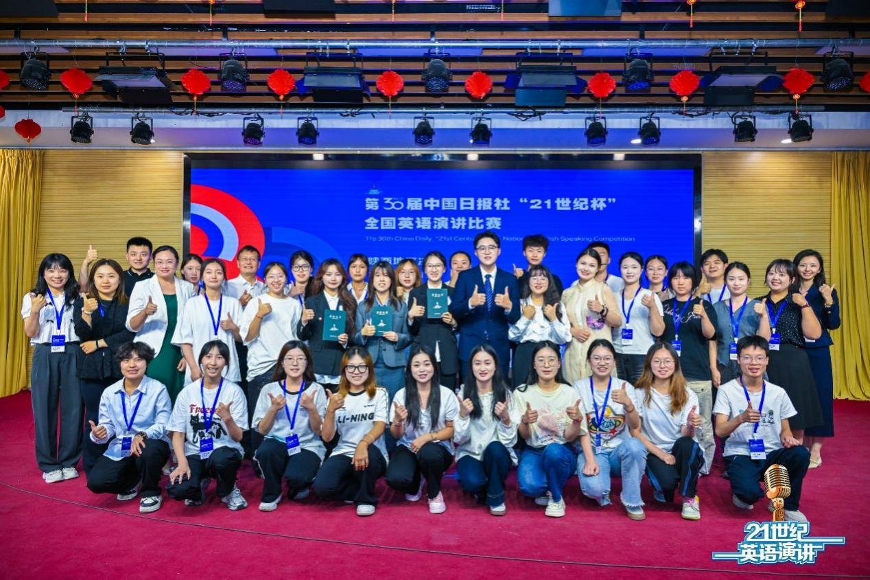 升學(xué)德育雙提升 專業(yè)賽場展風(fēng)采 ——金葉科教集團(tuán)以戰(zhàn)略引領(lǐng)驅(qū)動(dòng)教育事業(yè)提質(zhì)進(jìn)階